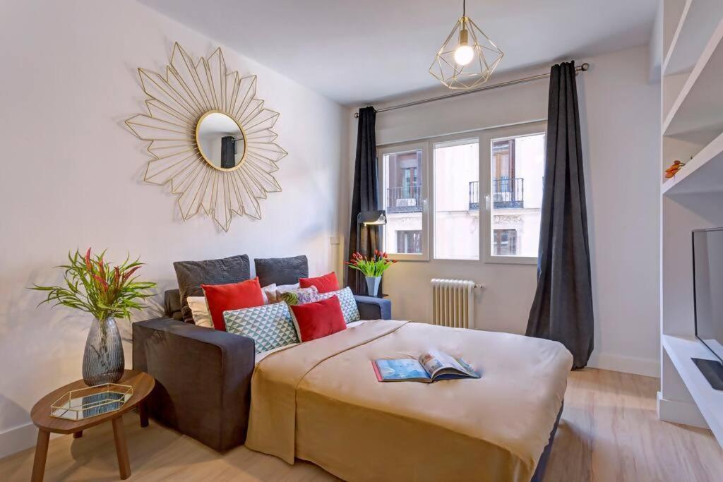 2 Steps To Gran Viapuerta Del Sol Plaza Mayorv10 Apartamento Madri